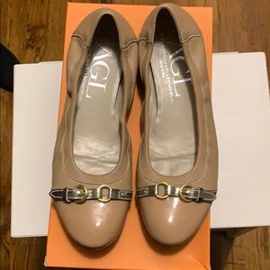 Tan AGL flats size 39